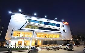 The Grand Raveta